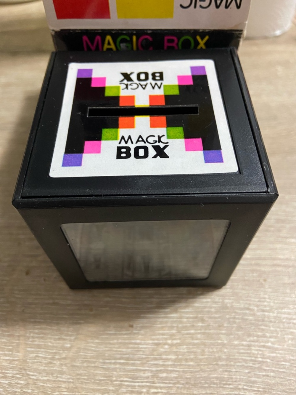 VTG Magic Box Coin Bank - Picture 5 of 7